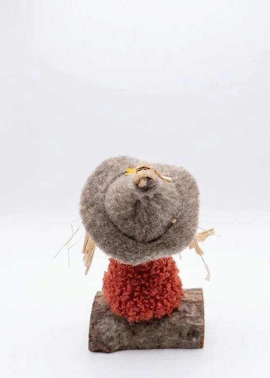 Spaventapasseri Decorativo Autunnale in Legno Gonna Arancione – 15x7x5 cm