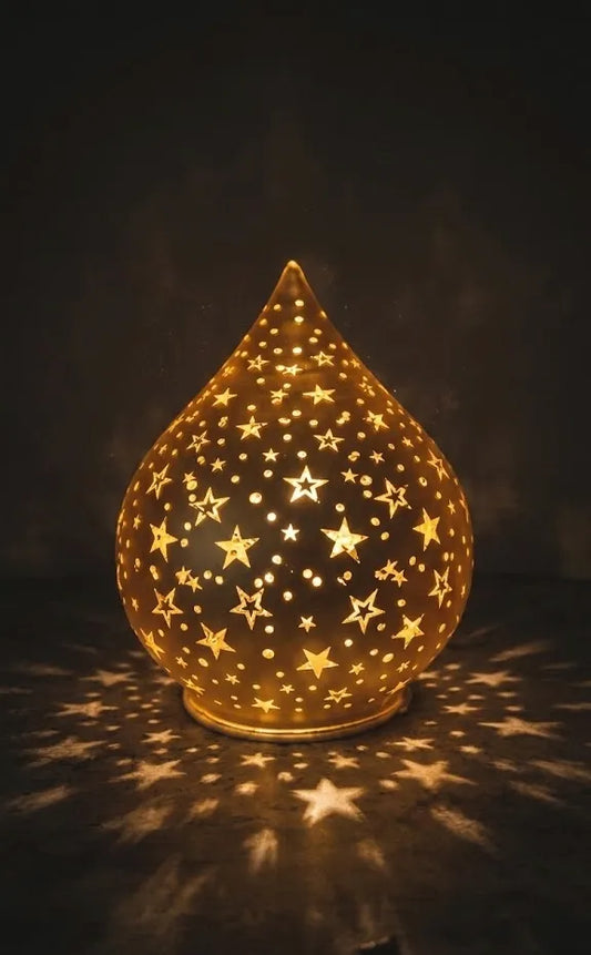 Lampada Decorativa Natalizia a Stelle – Vetro Traforato Dorato 16 cm